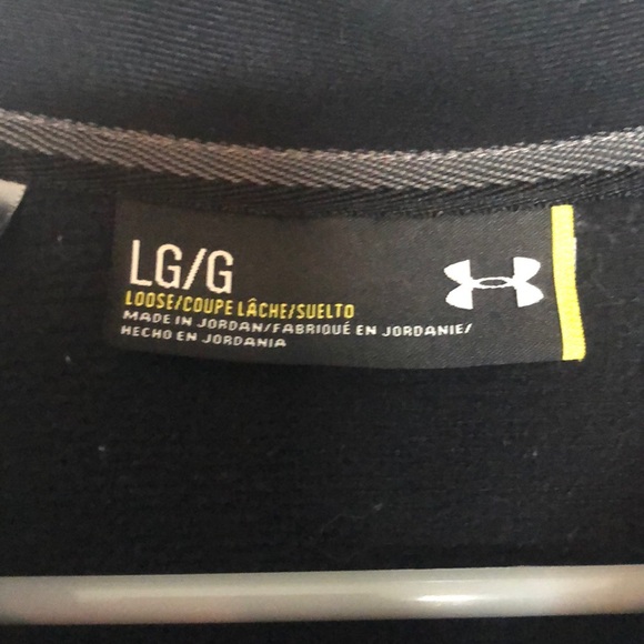 Under Armour Golf Quarter Zip - Picture 3 of 3